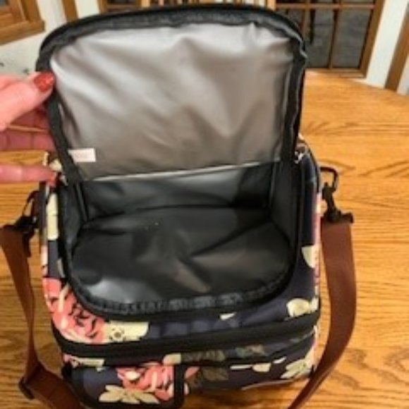 Lokass Lunch box- never used - Picture 2 of 2